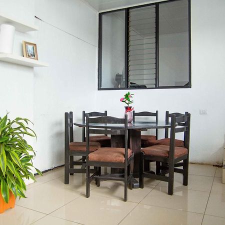 5 Min From The Airport - Perfect Stop Alajuela ภายนอก รูปภาพ