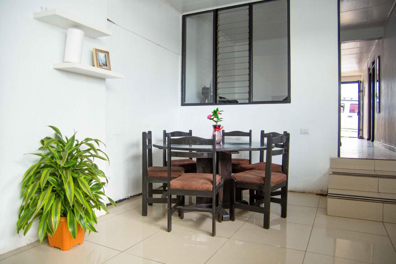 5 Min From The Airport - Perfect Stop Alajuela ภายนอก รูปภาพ